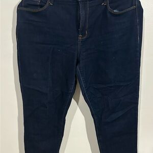 Women's Blue Jeans - 12 SHORT